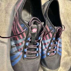 Merrell Barefoot Women’s Sneaker size 9.5